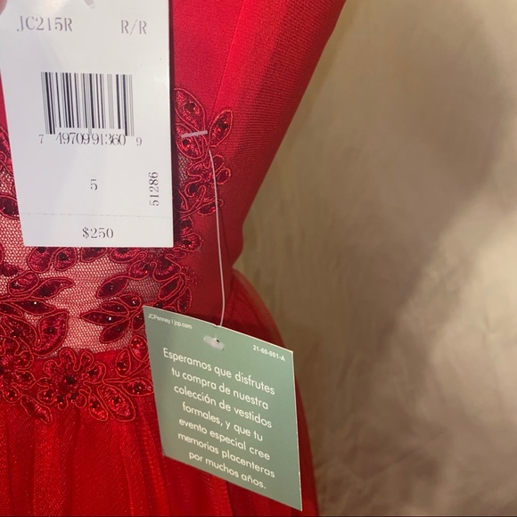 Red Prom Dress - Picture 4 of 5